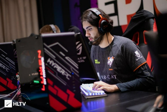 刘梦妍打破女子200米蝶泳S15级世界纪录引发热议